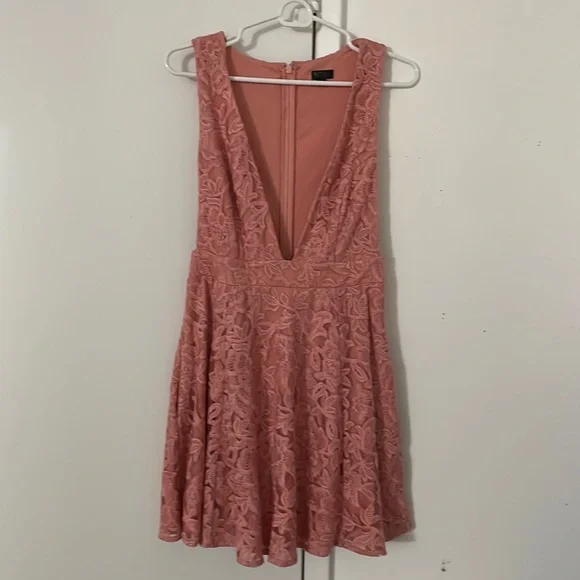 NBD, Low v-neckline dress, Salmon, S - Picture 2 of 4